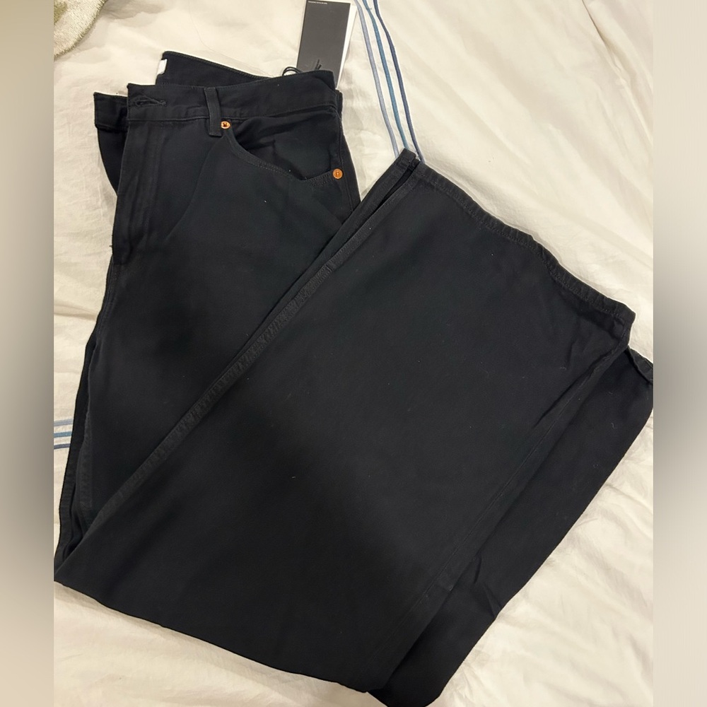 RE/DONE RARE black wide leg jeans with split hem